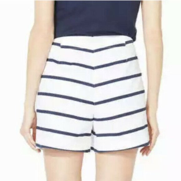 Nautica Women's Cotton Stretch Twill Shorts - Picture 2 of 5